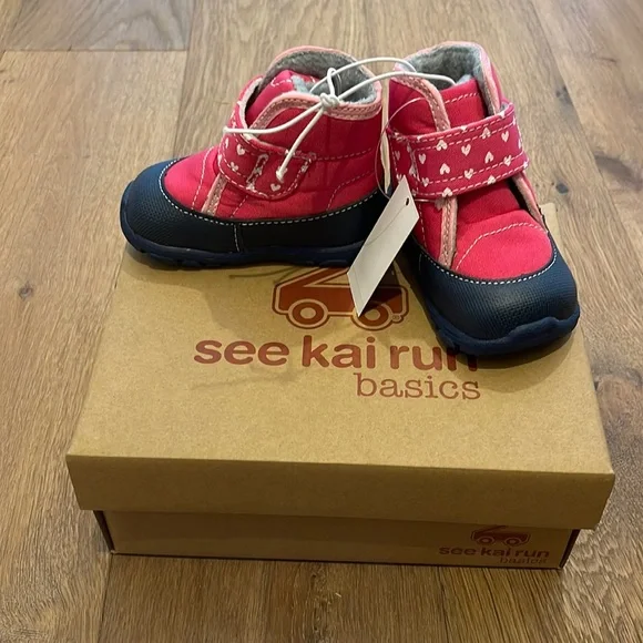 See Kai Run Basics Blake Insulated Boots - Picture 1 of 5